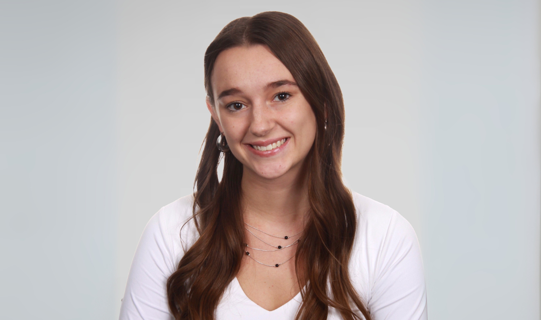 Julia Contino '25 Headshot